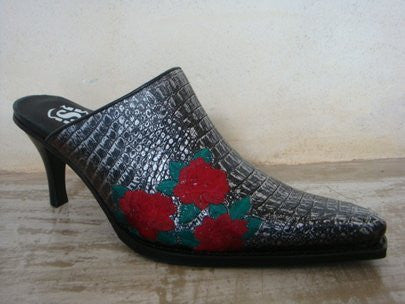SENDRA LESS COCO METAL PLATE LEATHER EMBROIDED ROSES / LIMITED EDITION-MADE IN SPAIN