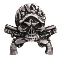 PIN CAMO SKULL GUNS